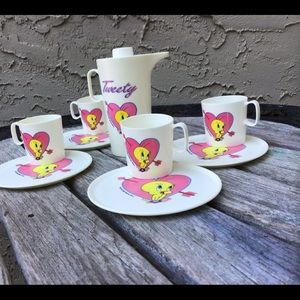 2000 TOOTSIE TOY TWEETY BIRD